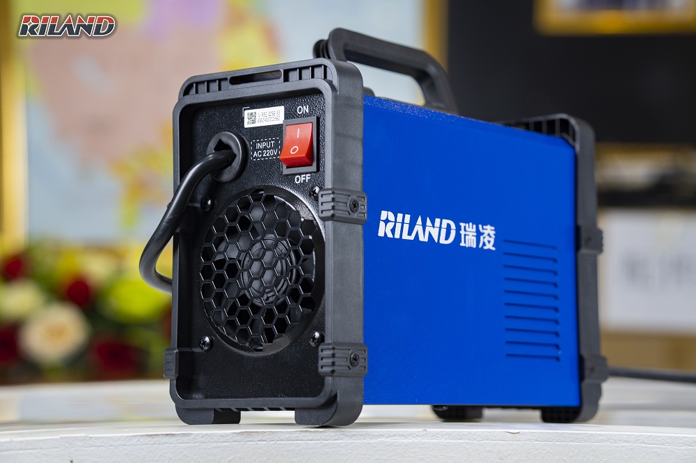 ZX7 250DE CS6web